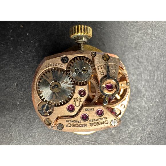 Vintage Omega Watch Movement 17 Jewels Swiss 15.4MM Gold Dial For Parts